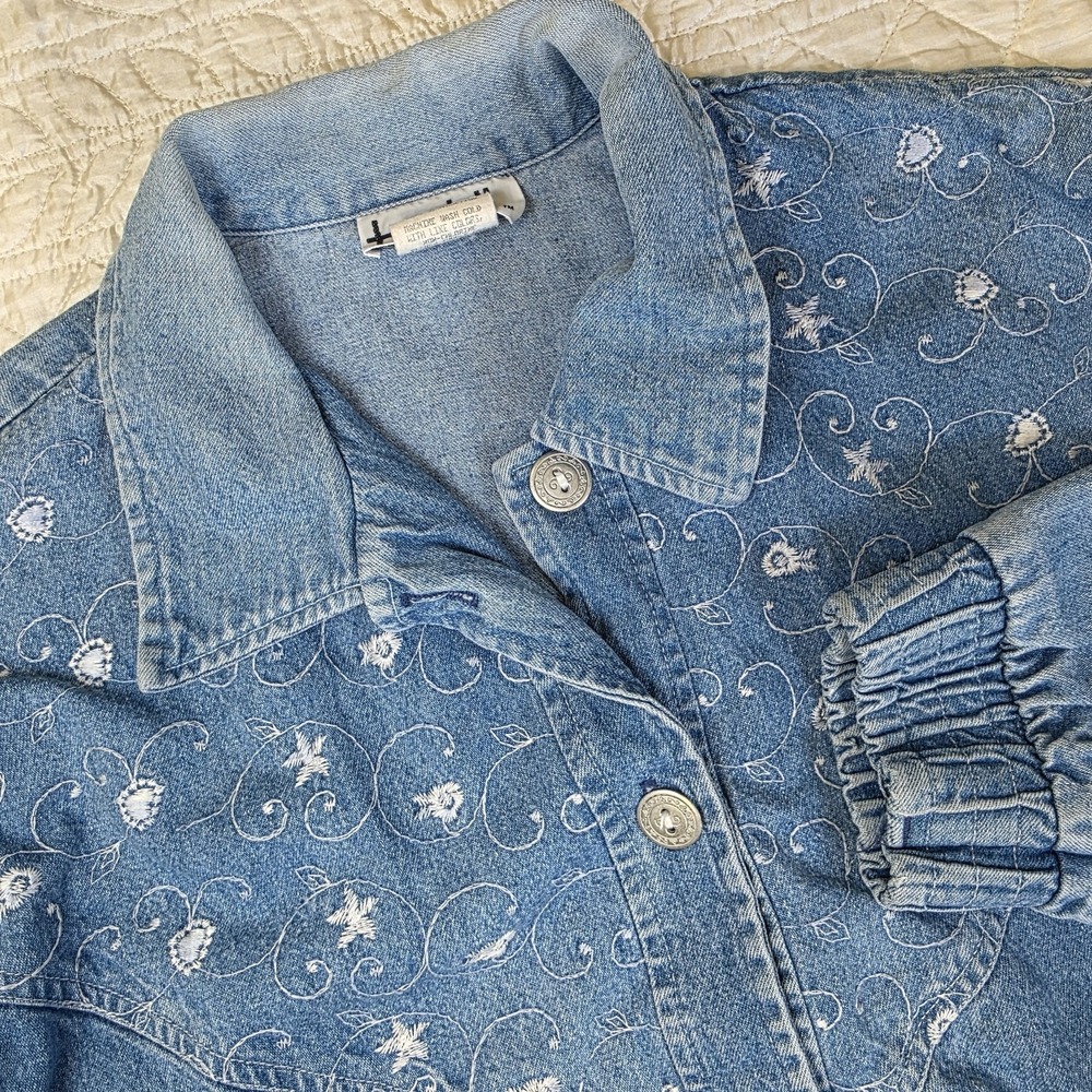 Cottagecore Denim Jacket Women's Large Embroidered Hearts Stars Made In USA